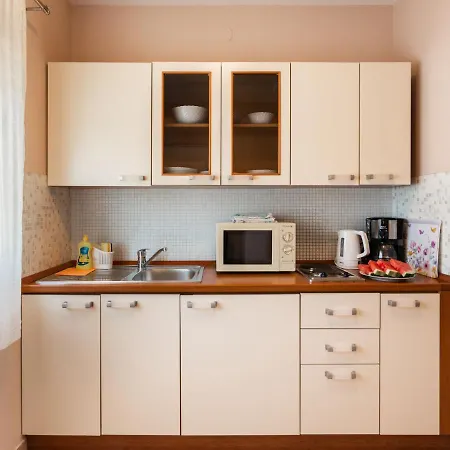 Tino - Zad510 By Interhome Sukosan